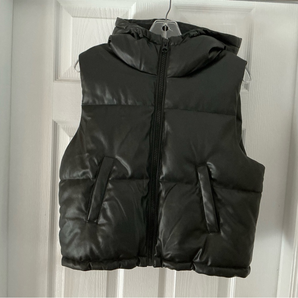 B❤️Angel faux leather Puffer Vest M